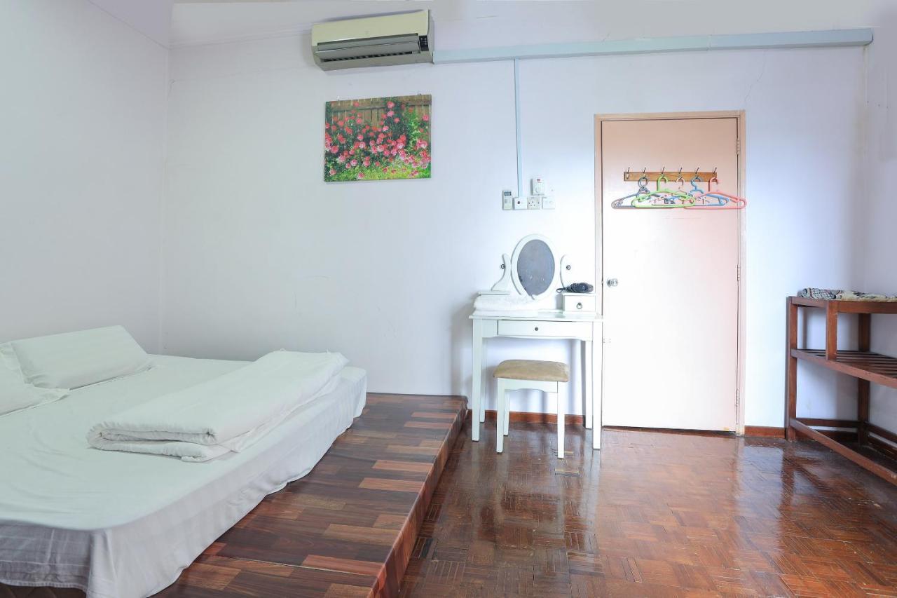 Oyo Home 90229, 3 Little Birds Homestay 4Bhk Malacca Ngoại thất bức ảnh